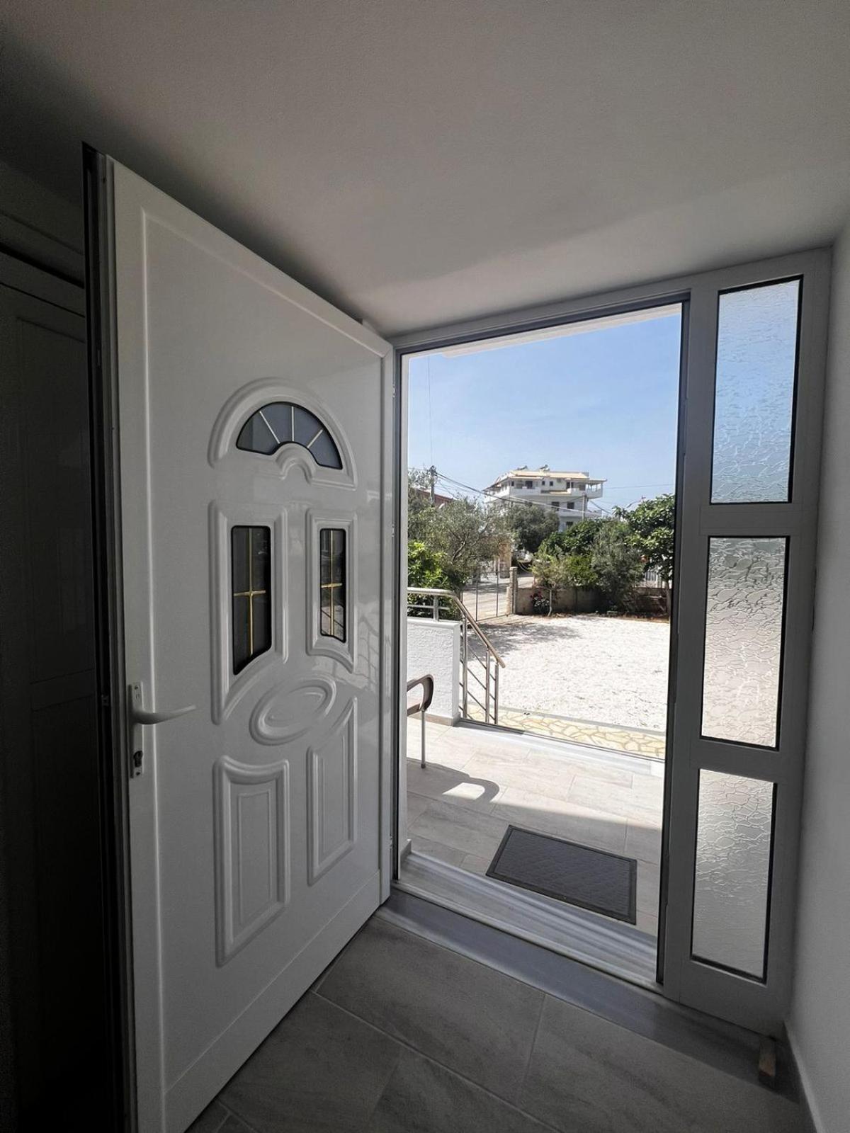 Near The Sea Apartments Nano 卡萨米尔 外观 照片