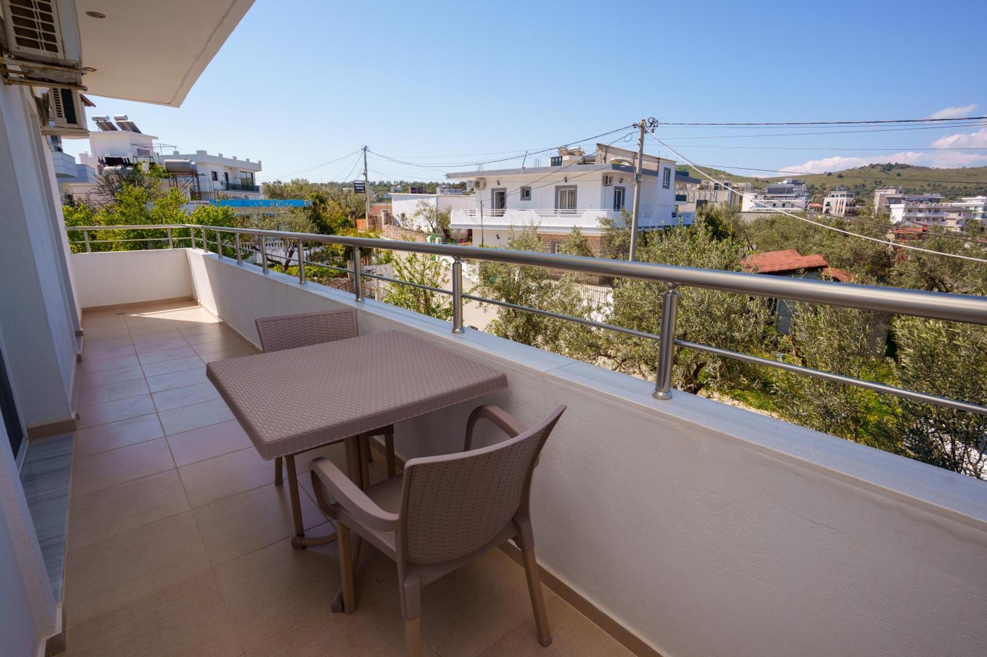 Near The Sea Apartments Nano 卡萨米尔 外观 照片
