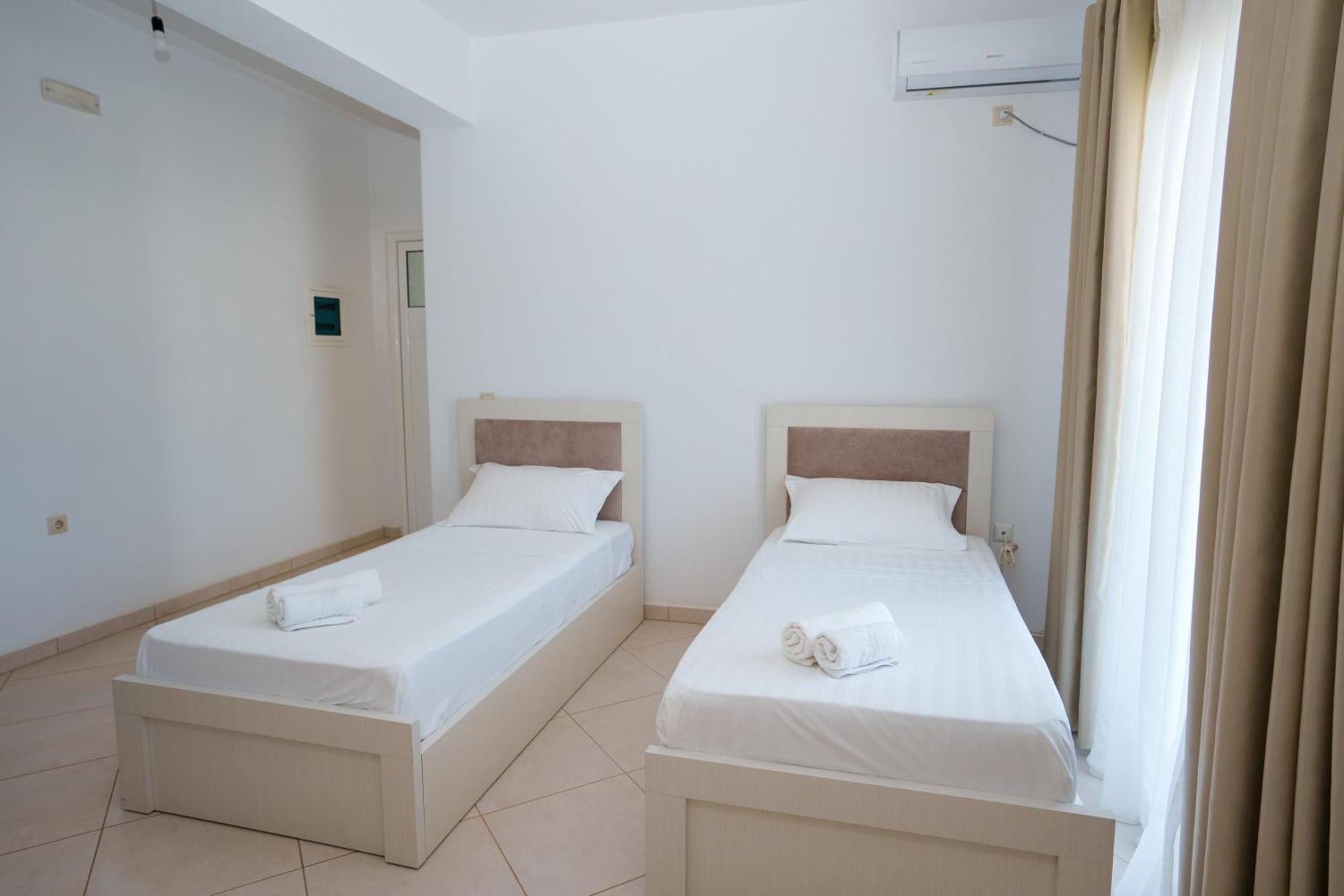 Near The Sea Apartments Nano 卡萨米尔 外观 照片